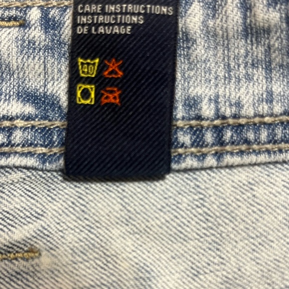 Live Inspired Jean Shorts - Picture 5 of 7